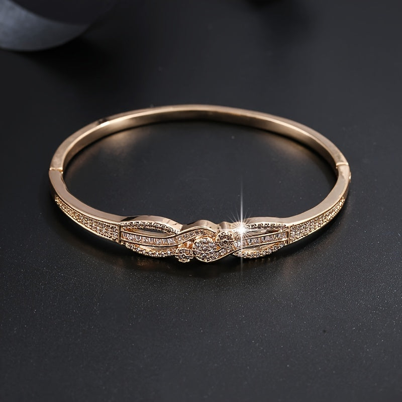 Elegant Golden-Tone Bracelet